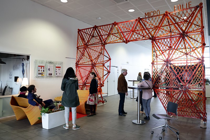 Une installation design au pôle culturel L’Opsis