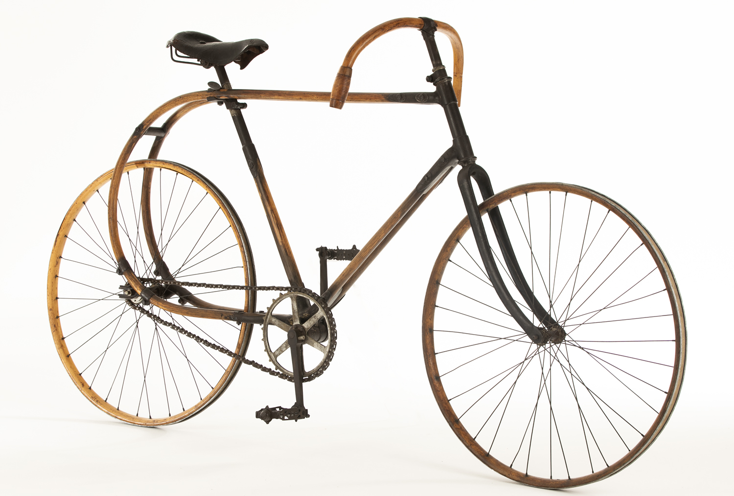 Bicyclette en bois